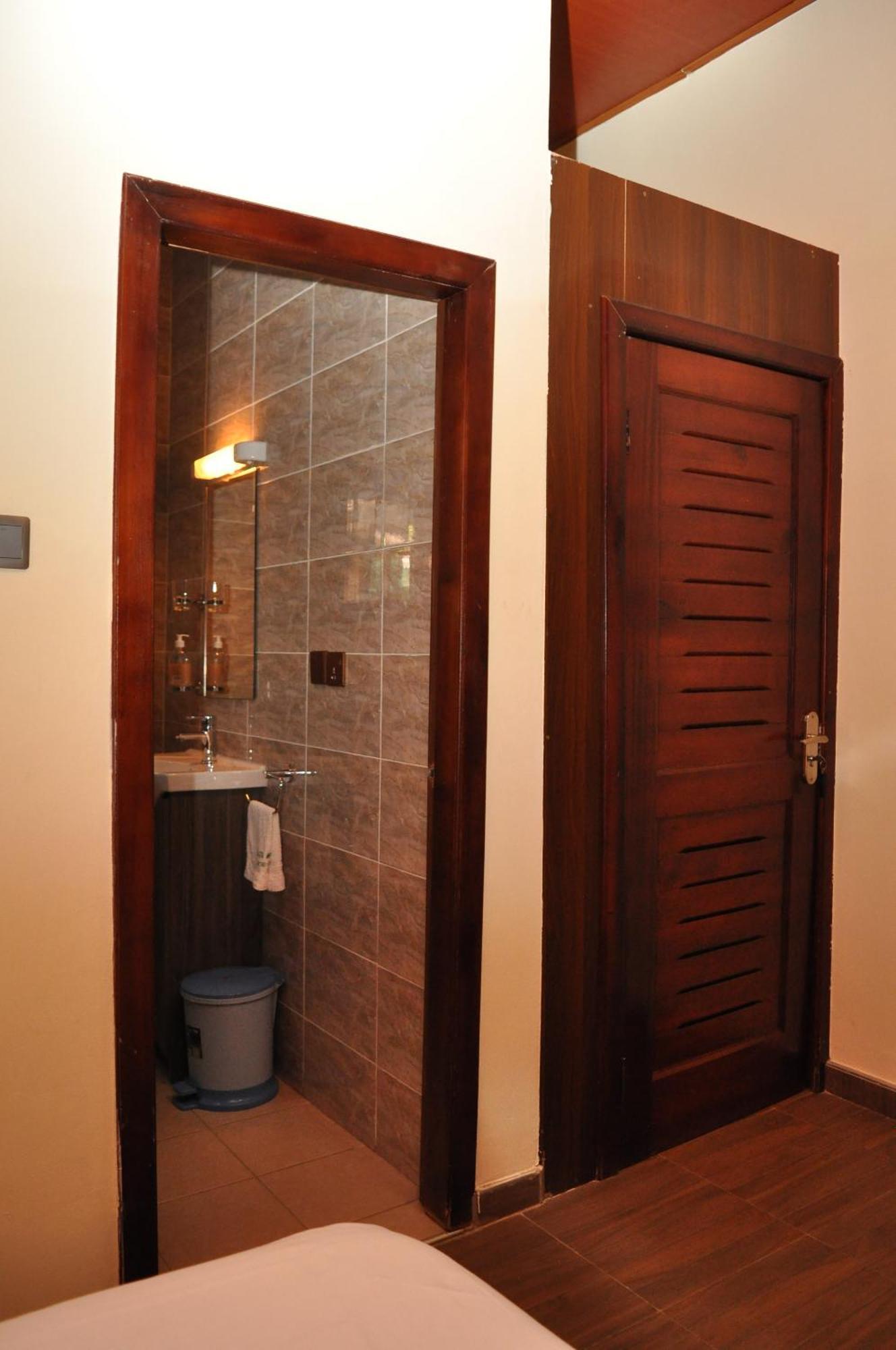 Santa Monica Home Lodge Senchi Εξωτερικό φωτογραφία